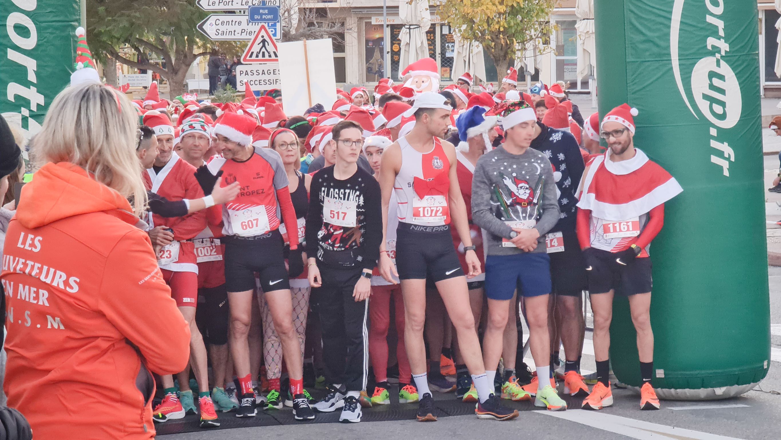 cavalaire christmas run 2022 © soliver (16).jpg