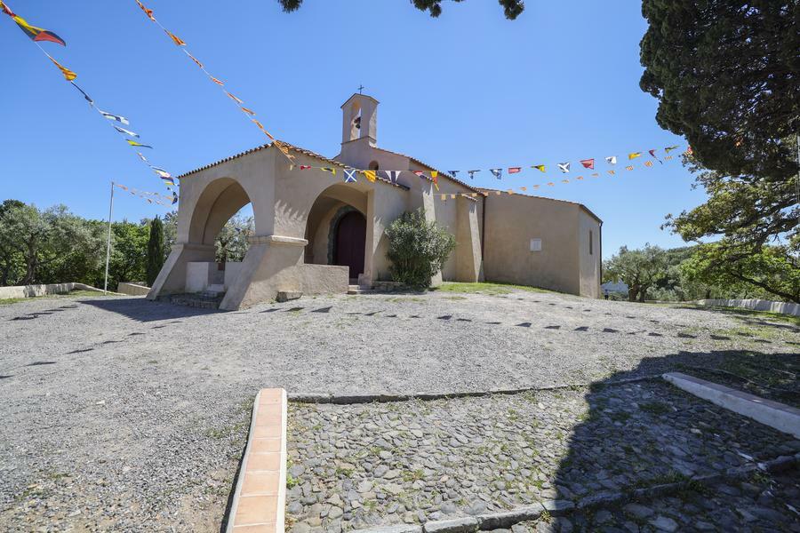 Chapelle SainteAnne Classé (CMN) SaintTropez Golfe de Saint