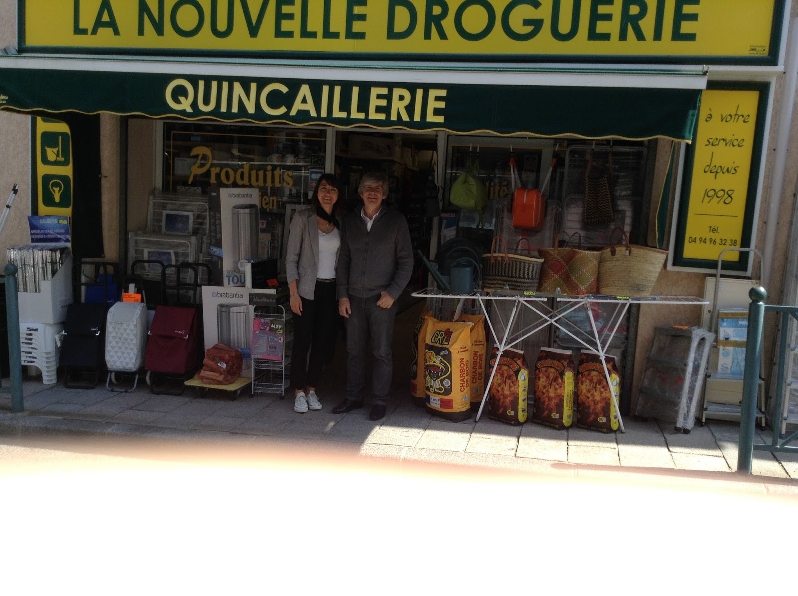 La Nouvelle Droguerie Do It Yourself Shops / Hardware shop / Hardware