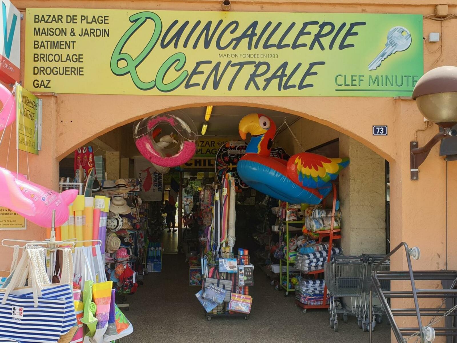 Quincaillerie Centrale Bricolage / Divers autres commerces
