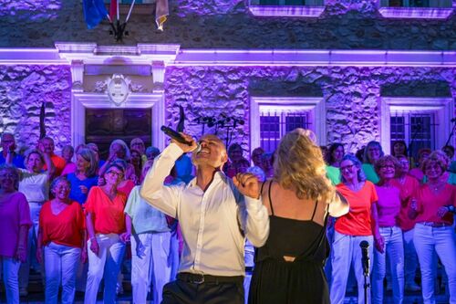 « Allumez le feu » avec Happy Concept Chant_Sainte-Maxime