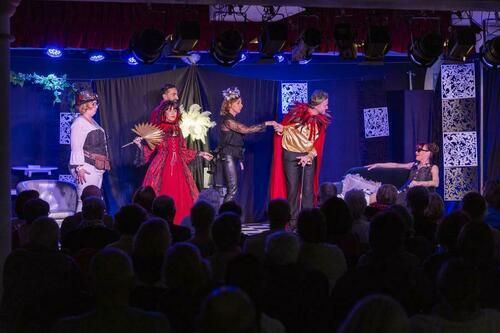 Les dimanches de la scène