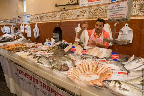 Marché aux poissons - Saint-Tropez