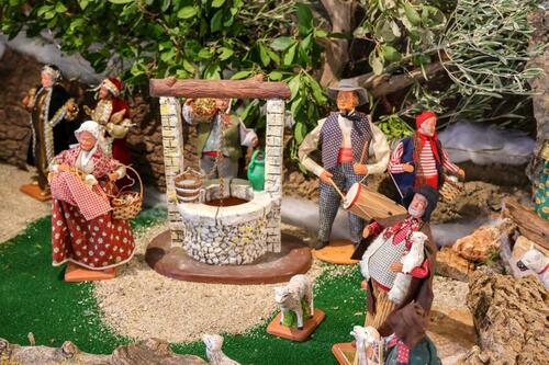 La veillée de noël : les traditions sacrées et gourmandes du Noël Provençal._Sainte-Maxime