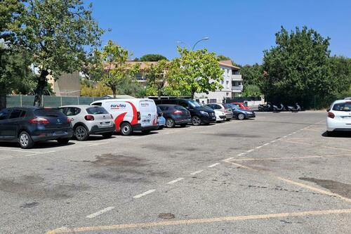 Parking Gérard Philipe_Cogolin