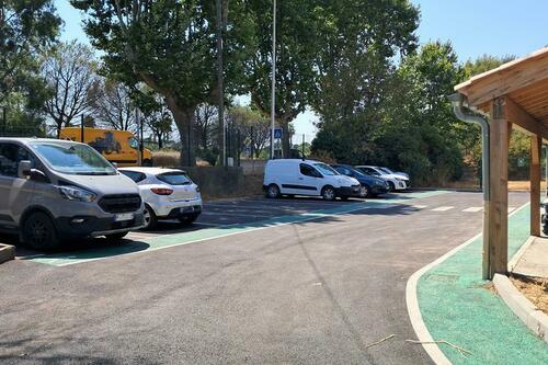 Parking mairie annexe_Cogolin