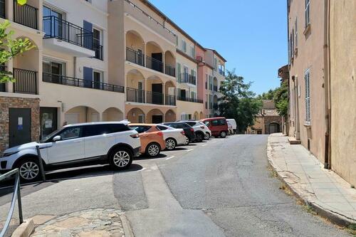 Parking Rue Blanqui_Cogolin