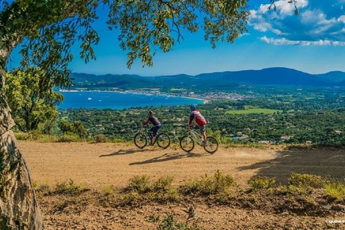 VTT dans le Golfe de St-Tropez