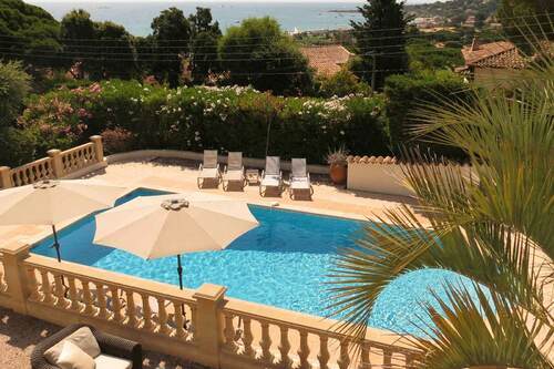 REF : 898 Agence Mont-Blanc Côte d'Azur