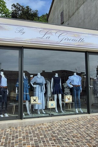 Boutique "By La Girouette"