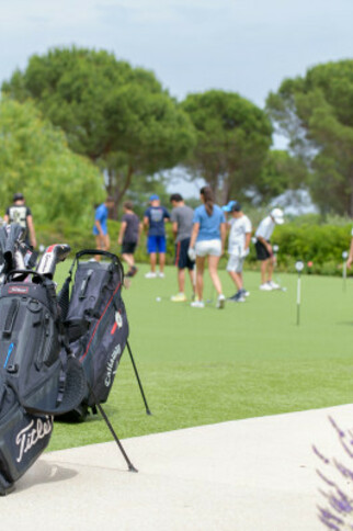 Group sessions of golf "improve your game"