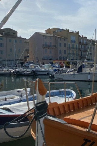 Groupe : Visite de St Tropez et pause sucrée