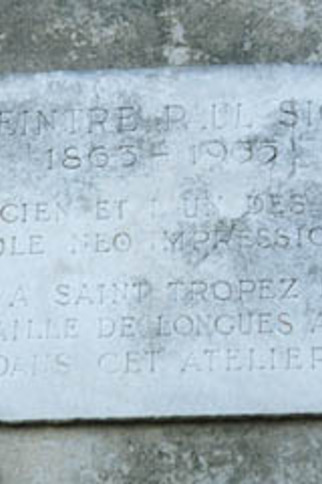 Plaque commémorative apposée sur la maison de Paul Signac
