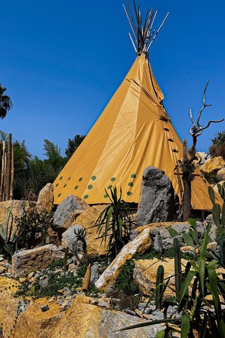 Tipi vue extérieure
