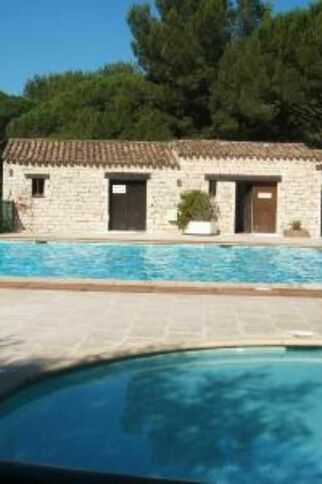 Piscine Meublé Lavillat à Gassin gassin.eu