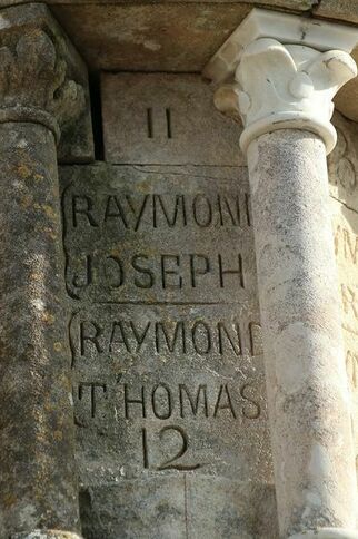 Raymond Joseph, Ramond Thomas 11-12 - L'énigmatique monument à Saint-Joseph de Gassin - https://gassin.eu