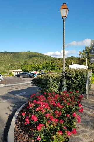 Parking de l'Espélidou à Gassin
