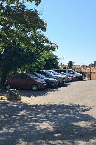 Parking de la Planette_La Garde-Freinet