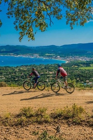 VTT dans le Golfe de St-Tropez
