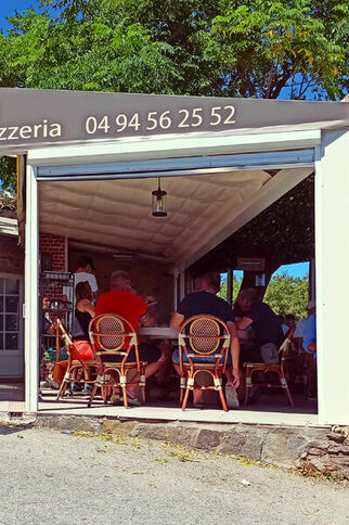 Terrasse - La Ciboulette - restaurant avec vue panoramique à Gassin - https://gassin.eu