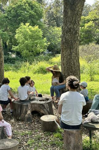 Sous l’arbre aux histoires_Rayol-Canadel sur Mer
