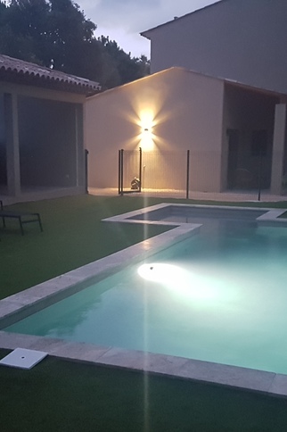 Piscine de nuit