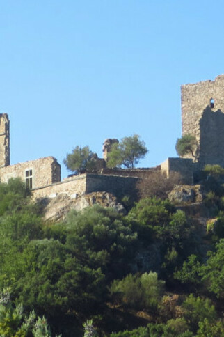 Tour of the Village and the Castle